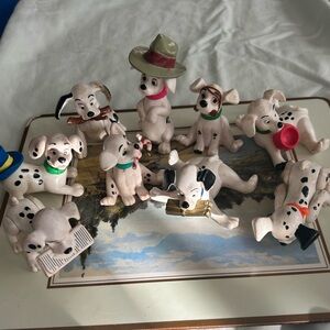 Disney’s 101 Dalmatians - 10 collectible figurines- preloved